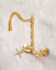 Wall Mounted Classic Brass Faucet for Bathroom and Kitchen