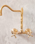 Wall Mounted Classic Brass Faucet for Bathroom and Kitchen
